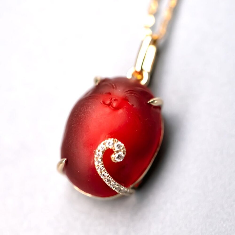 Hand Carved Cat Mexican Egg Fire Opal, Diamond Tail Necklace 18K Yellow Gold